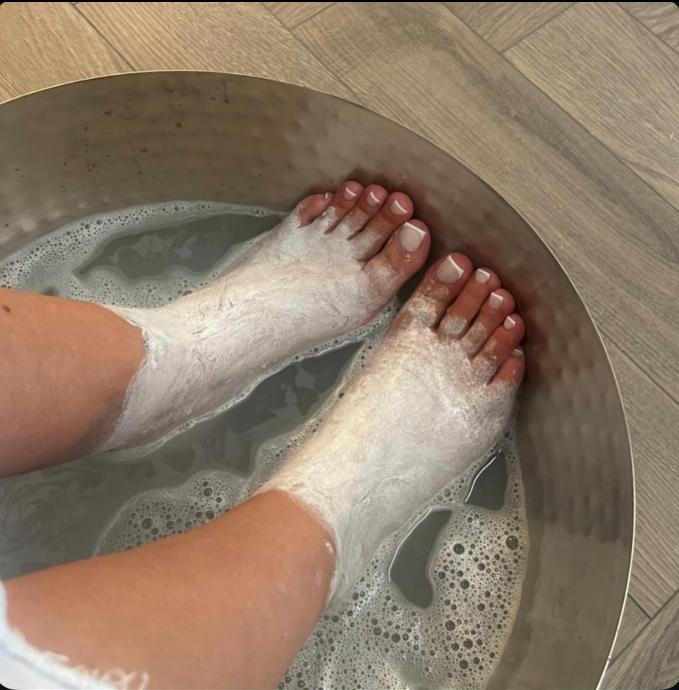 Medi Heel Peel Treatment